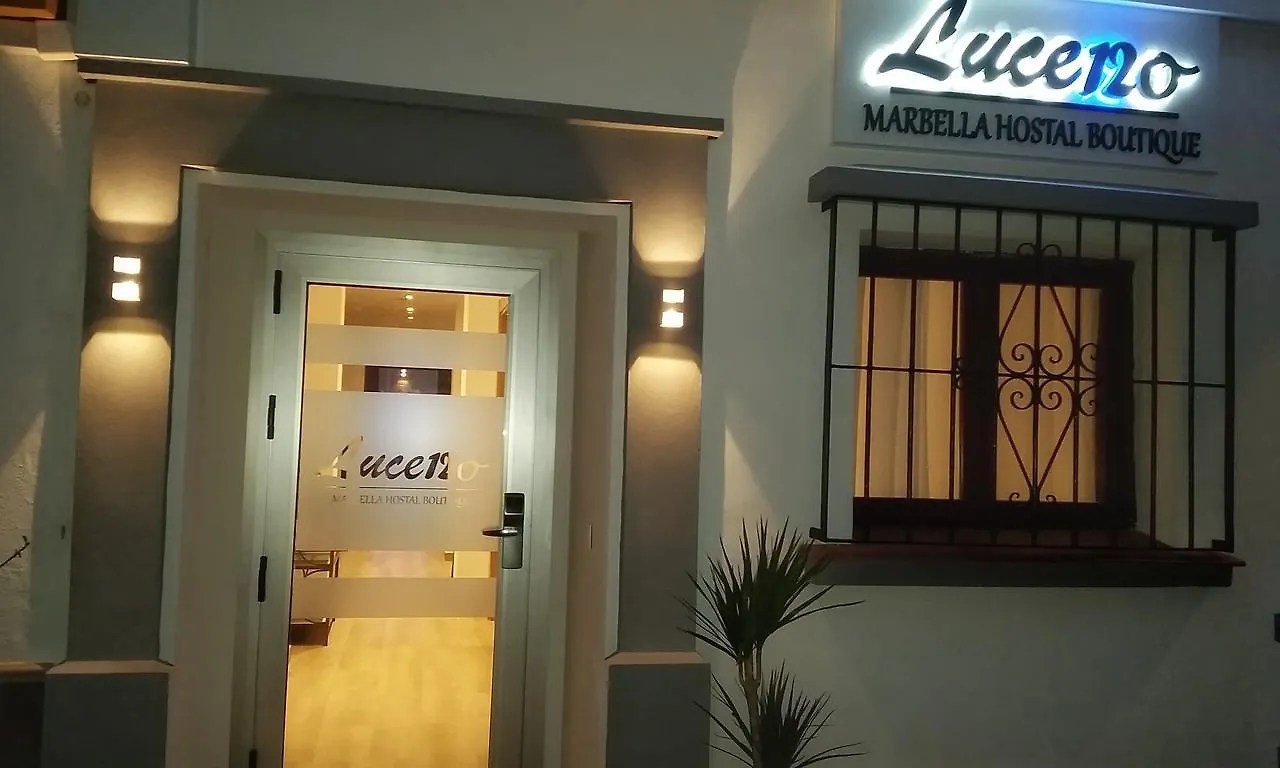 ホテル Lucero 12 マルベーリャ
