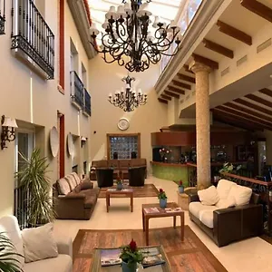 villa-san-francisco.es-andalucia.com/